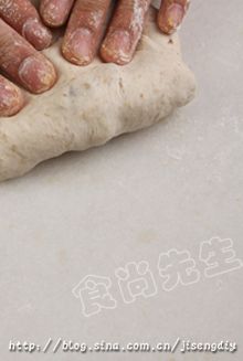 裸麦无花果面包