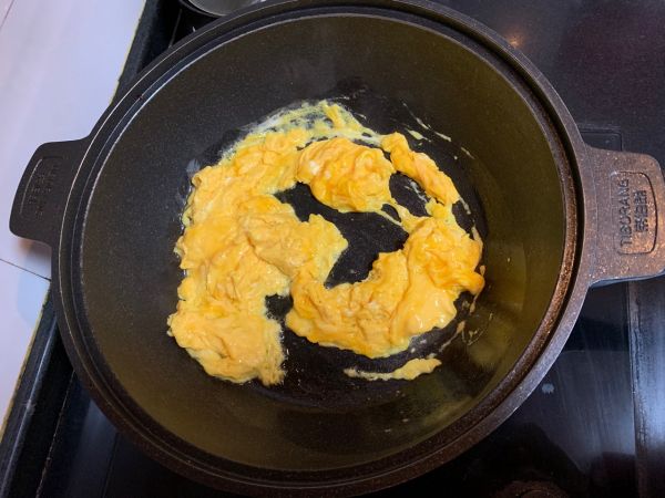 番茄鸡蛋火腿盖饭