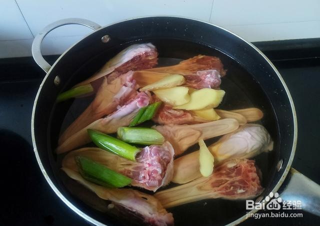 家庭自制干锅鸭头