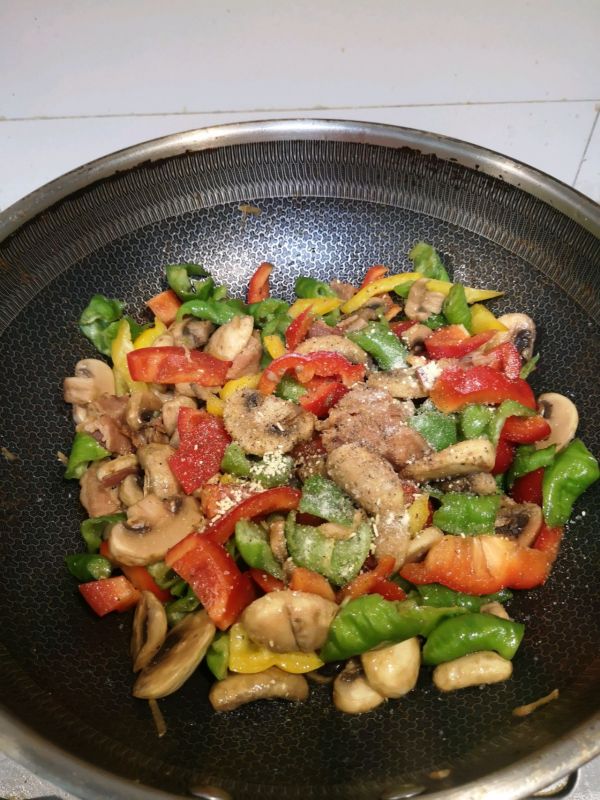 培根炒蘑菇彩椒