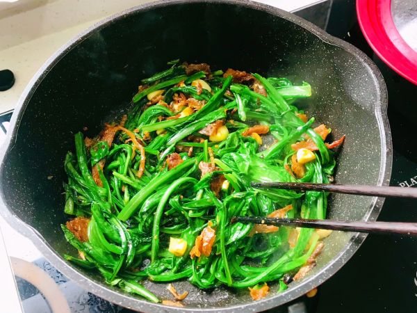 豆豉鲮鱼油麦菜