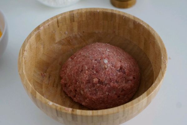 不油炸低热量香酥牛肉蔬菜丸