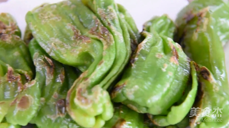 “虎皮青椒”美味又下饭