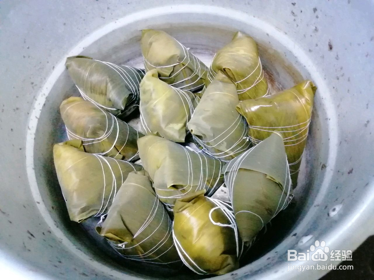 蜜红豆粽子的做法