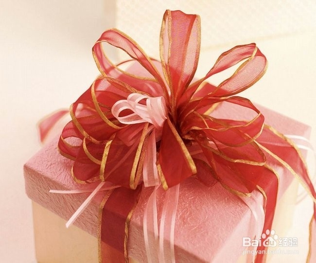 如何选择女友的生日礼物?