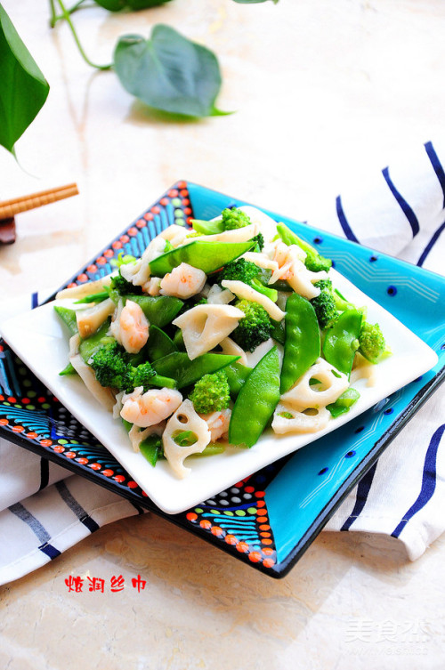 虾仁素小炒的做法