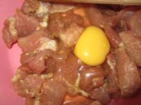油炸酥肉的做法