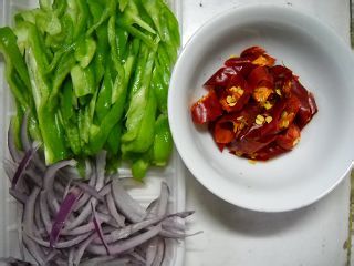 葱爆鱿鱼丝