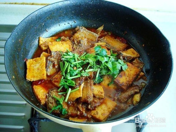 带鱼炖豆腐菜