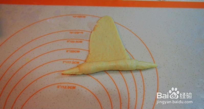 牛角面包的做法（不用自己揉面粉哦）