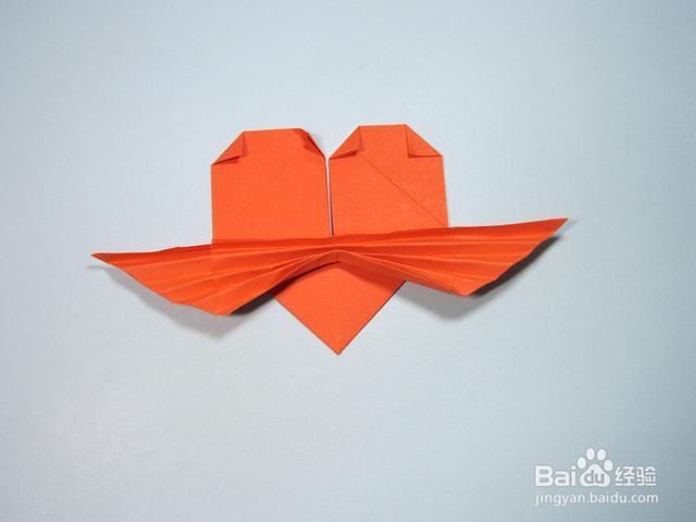 怎样才能折出有翅膀的爱心呢？