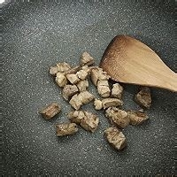 海螺片香煎牛肉的做法