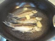 家庭版萝卜丝鲫鱼汤