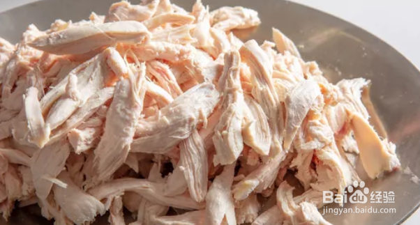 如何制作香蒜鸡肉沙拉？