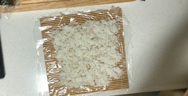 两款简单黄瓜海苔寿司卷