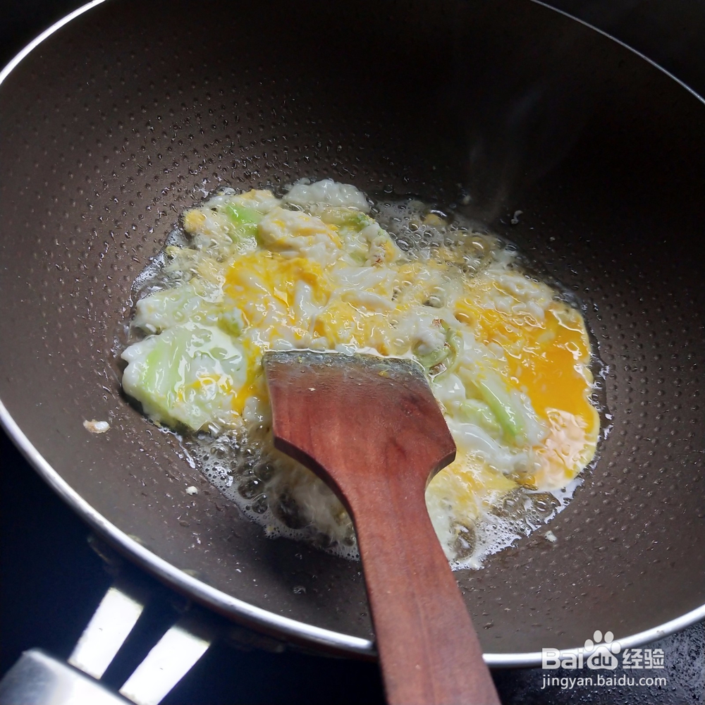 包菜蛋炒饭怎么做？