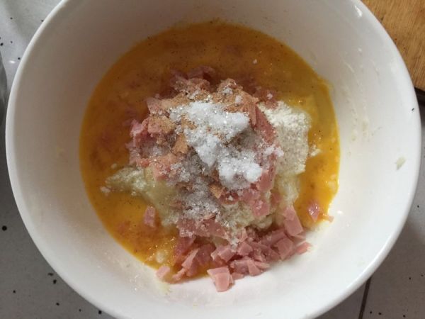 炸土豆鹌鹑蛋丸子