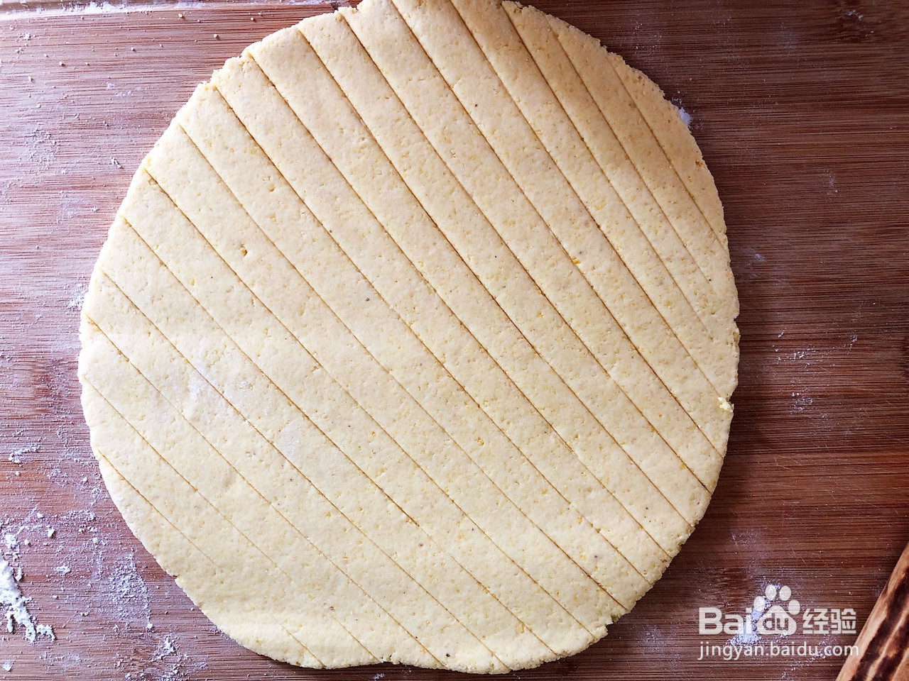 奶香玉米面饼的做法