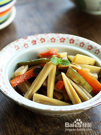 怎么做油酱脆藕？