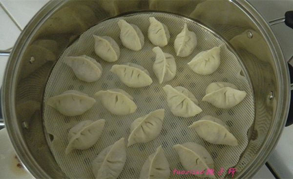 牛肉馅烫面蒸饺