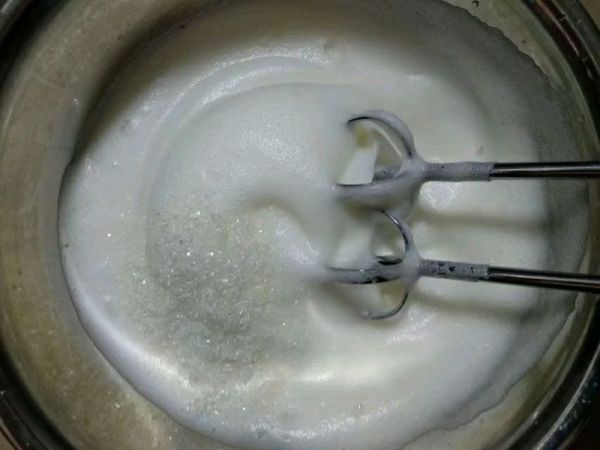 樱桃南瓜豆浆蛋糕卷