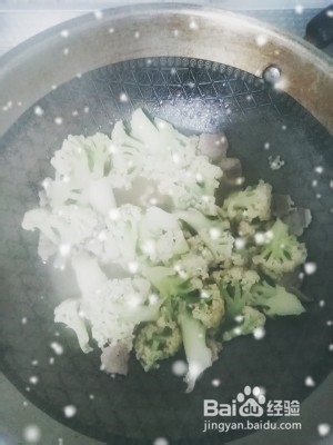 有营养的花菜炒肉