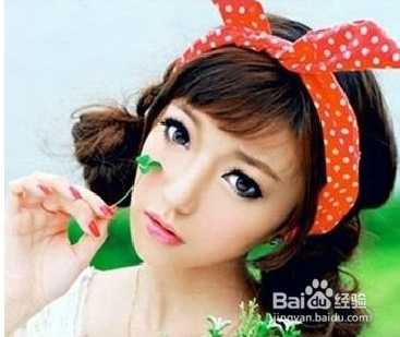 女生怎么样扎头发简单好看