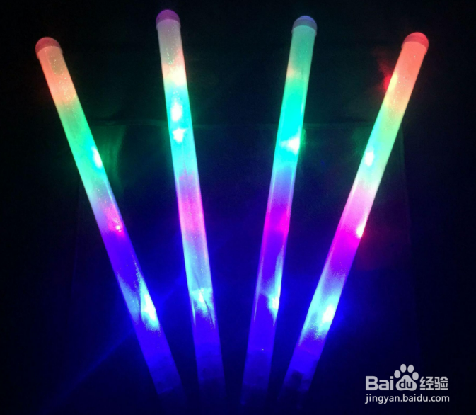 荧光棒怎么发光