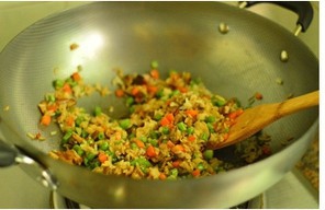 香菇炒饭的做法