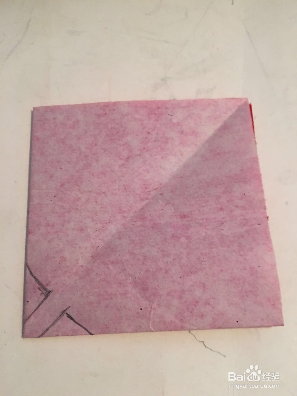 一个简单漂亮的中国结 怎样用彩纸裁剪