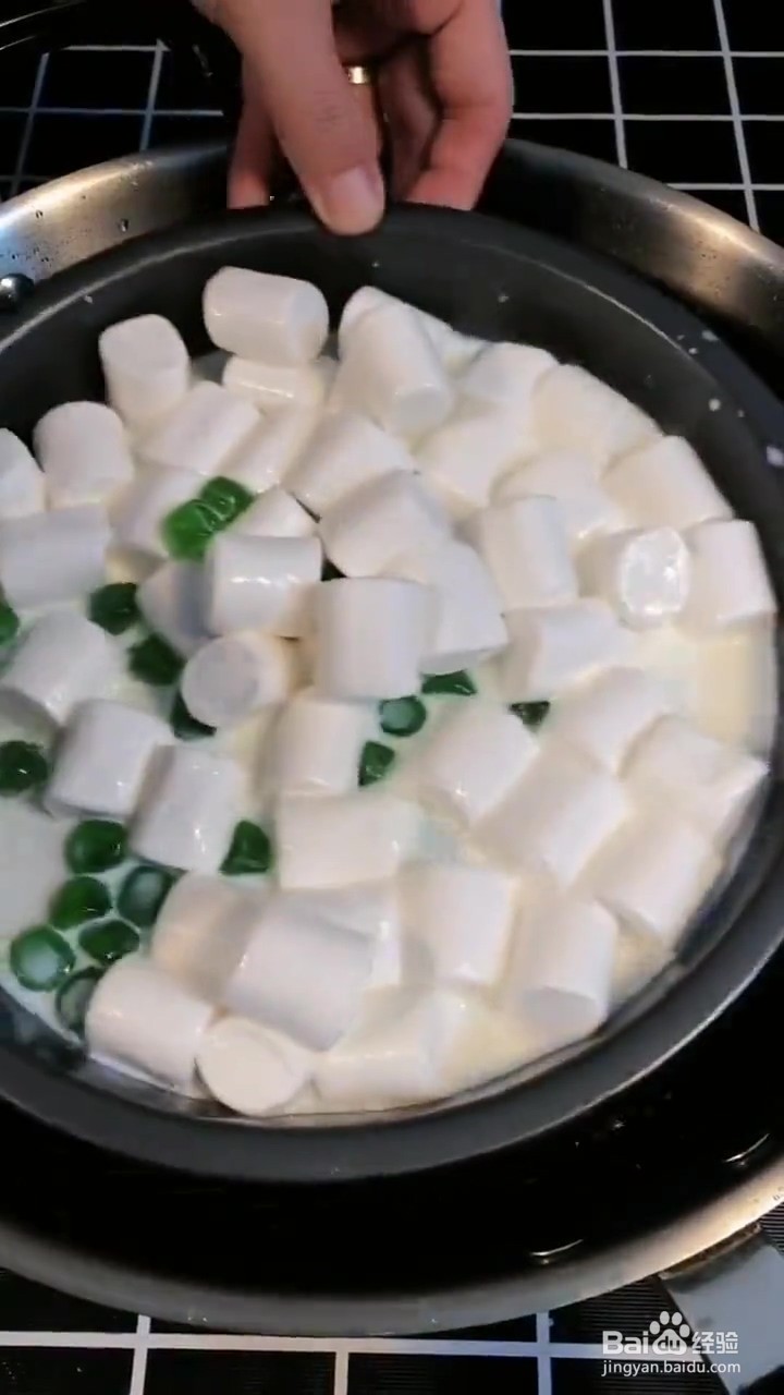 如何制作草莓布丁