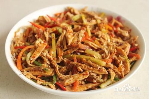 凉拌鸡胸肉煮几分钟