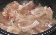 电饭锅炖排骨的做法