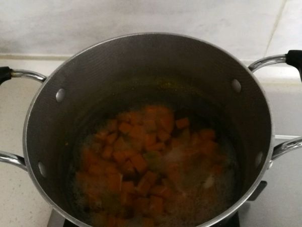 南瓜红枣小米粥