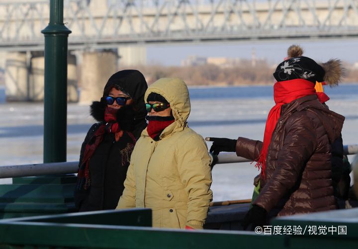 为什么羽绒服比棉服保暖