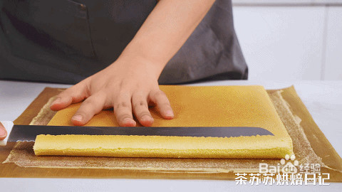 杨梅荔枝蛋糕卷的做法