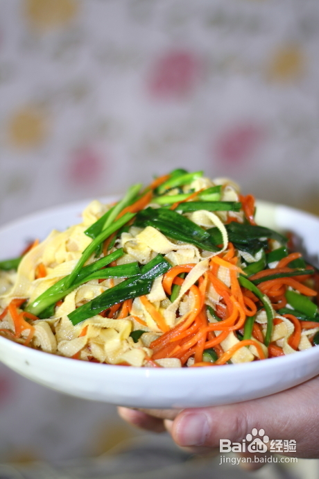 家常小炒之：红萝卜豆腐丝