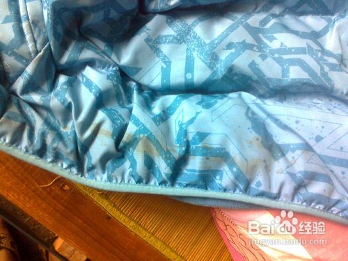 羽绒服脏了怎么洗