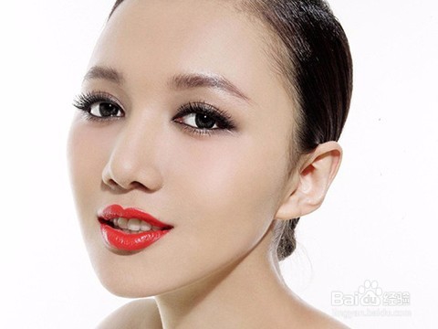 遗传雀斑应该怎么治;什么祛斑方法最好?