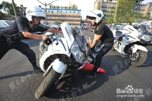 摩托车没油了怎么应急