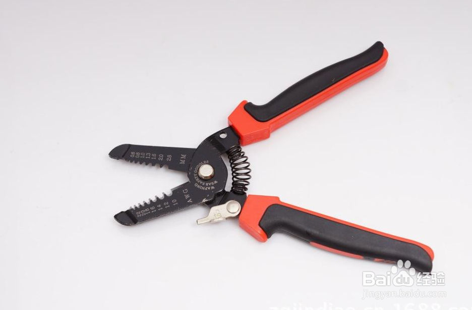 插座的安装方法