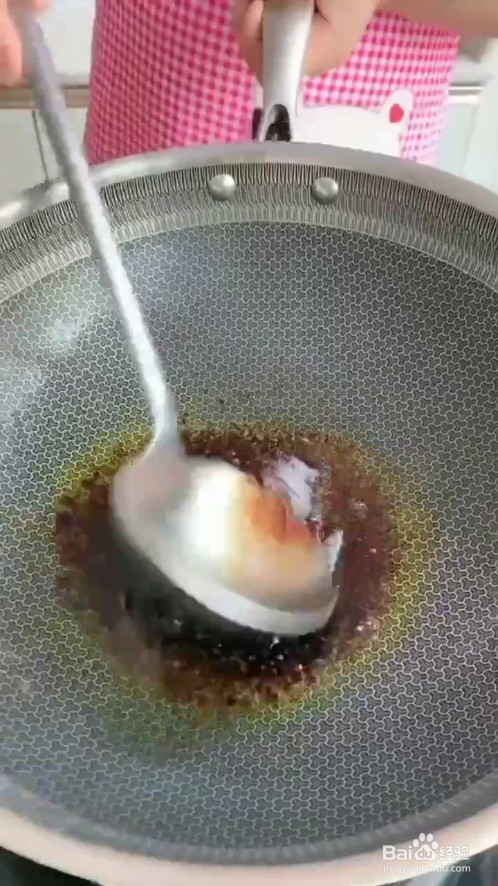 如何制作入味好吃的啤酒鸡腿？