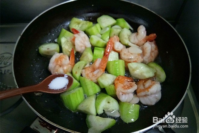 鲜美丝瓜炒虾仁