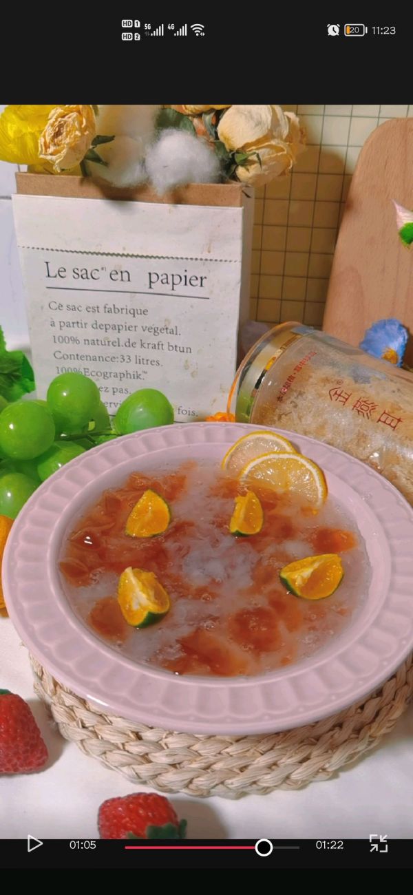 乌龙桃桃银耳羹