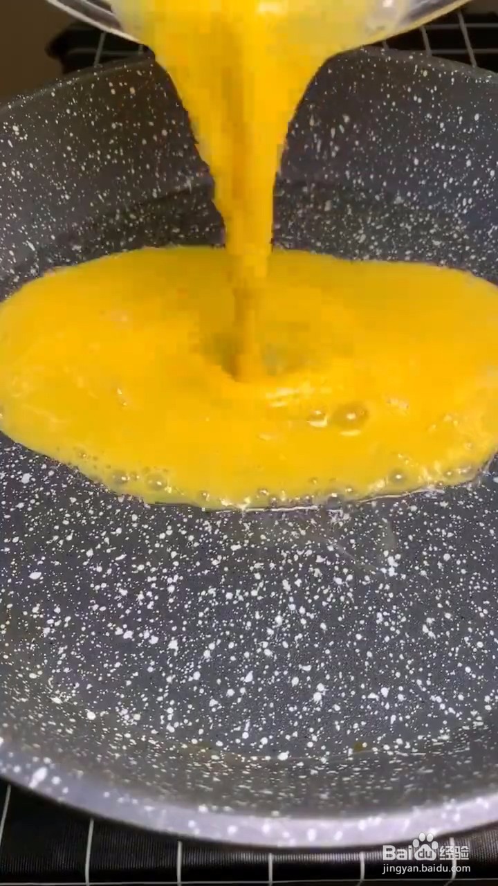 如何自制美味好吃的豆芽韭菜粉丝