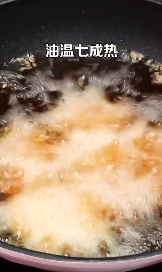 香炸金黄鸡翅怎么做