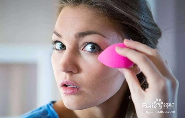 精妆联华美妆:单眼皮女生怎么化眼妆?