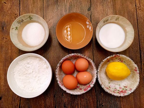 奶油菠萝蛋糕卷