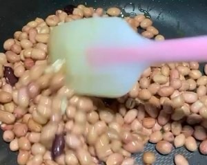 炒花生米——又松又脆，喝酒最佳搭档