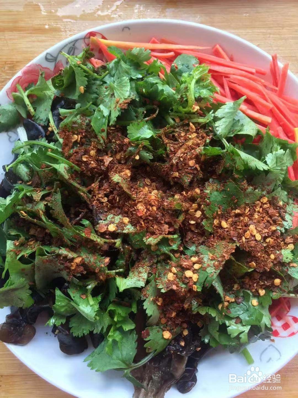 极味家常菜：凉拌木耳